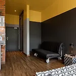 Golden Apartments&K28